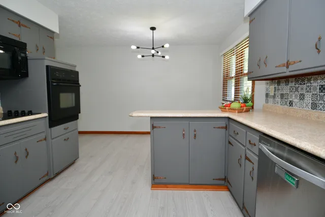 $275,000 | 89 South 2nd Street, Martinsville, IN 46151