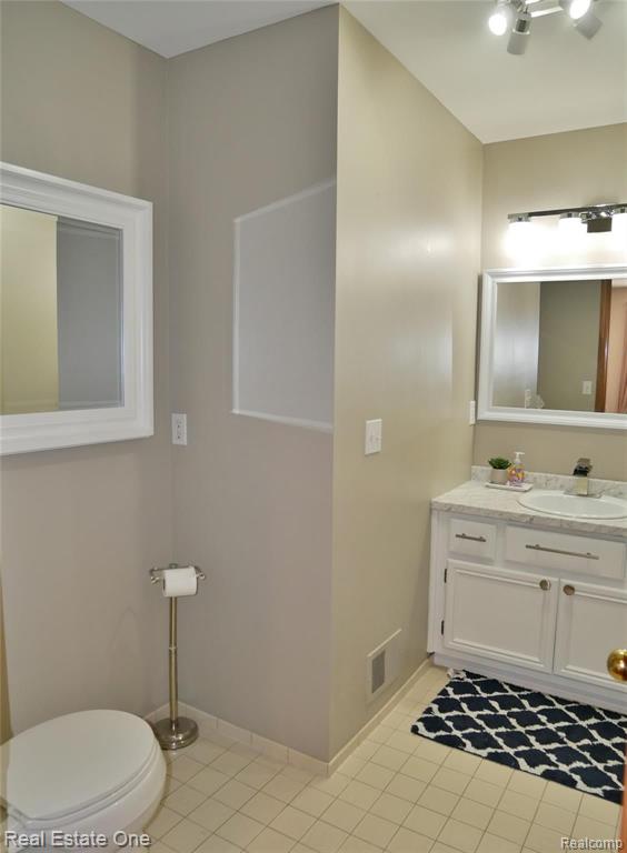 3661 Merriweather Lane Rochester Hills, MI 48306 - Photo 13 of 26