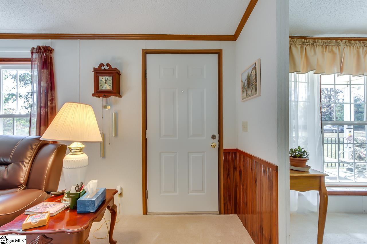609 Fowler Road Simpsonville, SC 29681 - Photo 6 of 32 Gallery Image 6