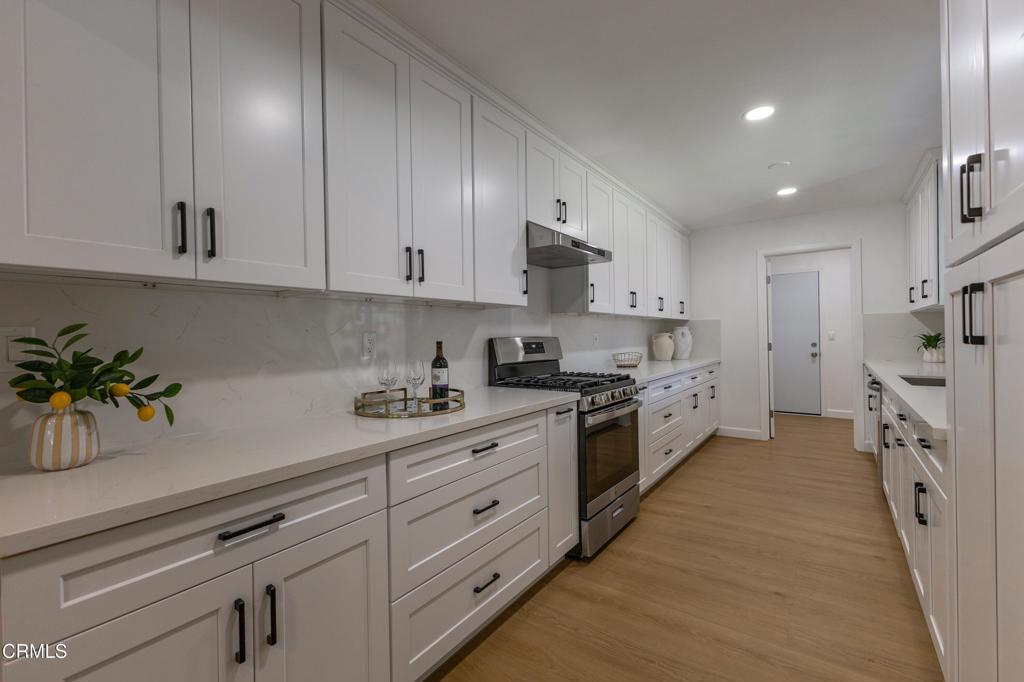 714 Genoa Street Monrovia, CA 91016 - Photo 12 of 34 12 - Genoa