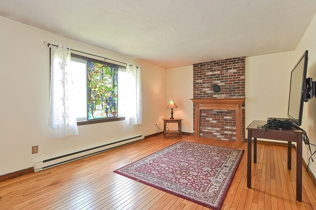 120 Cowell Road, Unit 120 Wrentham, MA 02093 - Photo 11 of 25 Gallery Image 11