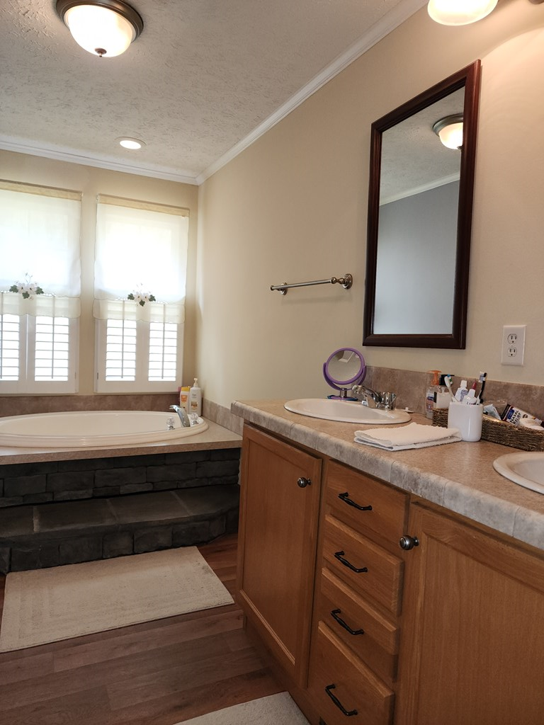 1063 Coal Miner Road Vansant, VA 24656 - Photo 16 of 50 Gallery Image 16