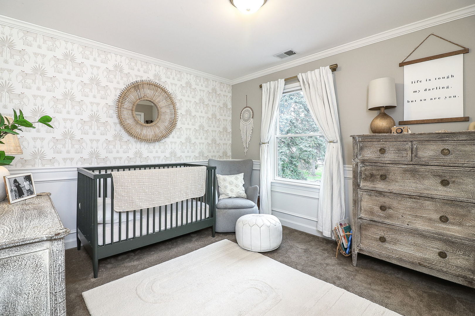 133 South Williston Street Wheaton, IL 60187 - Photo 24 of 43 a view of a hardwood & a ceiling fan