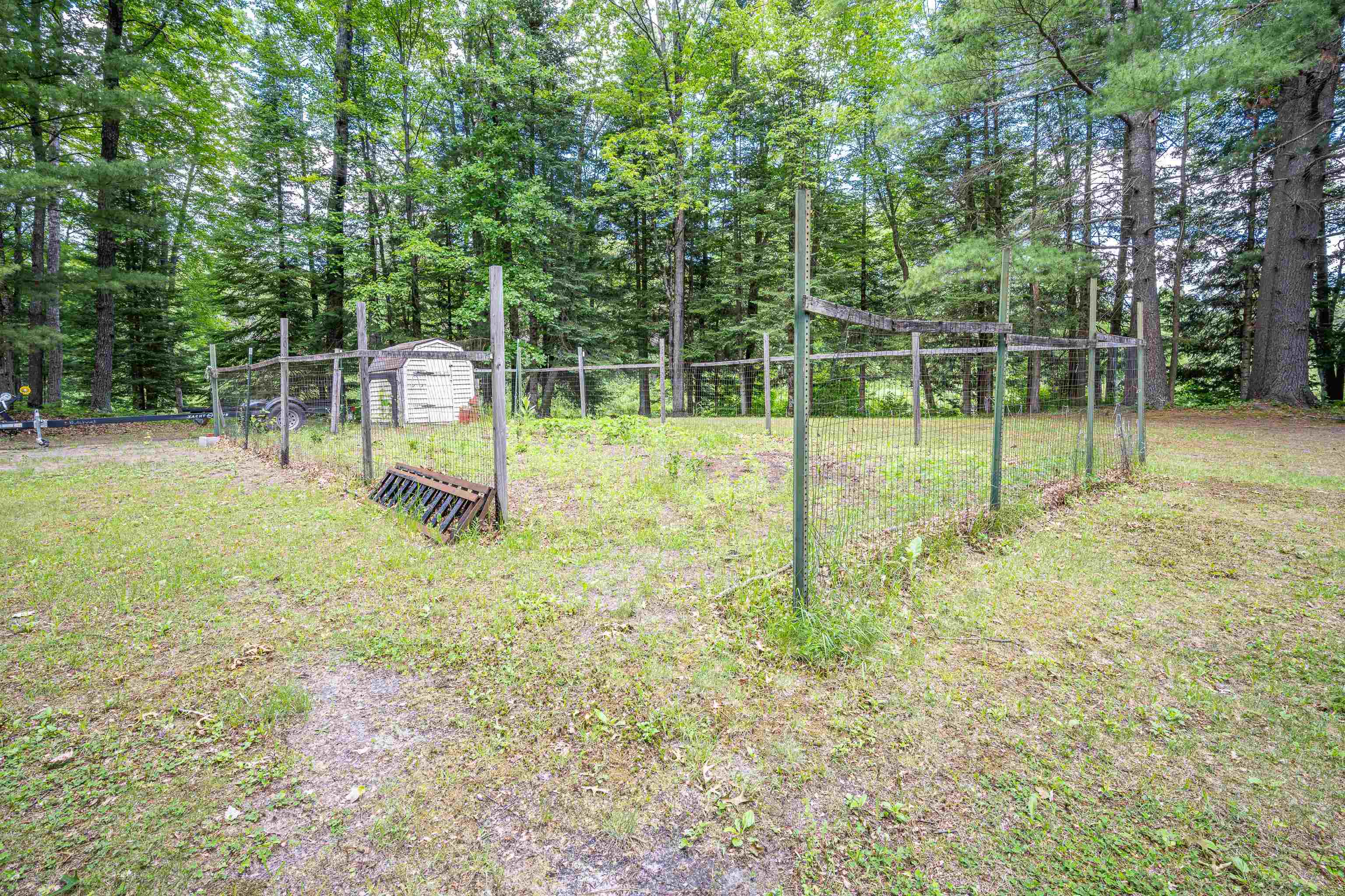 10262 Anger Road Harrison, MI 48625 - Photo 41 of 44 Gallery Image 41