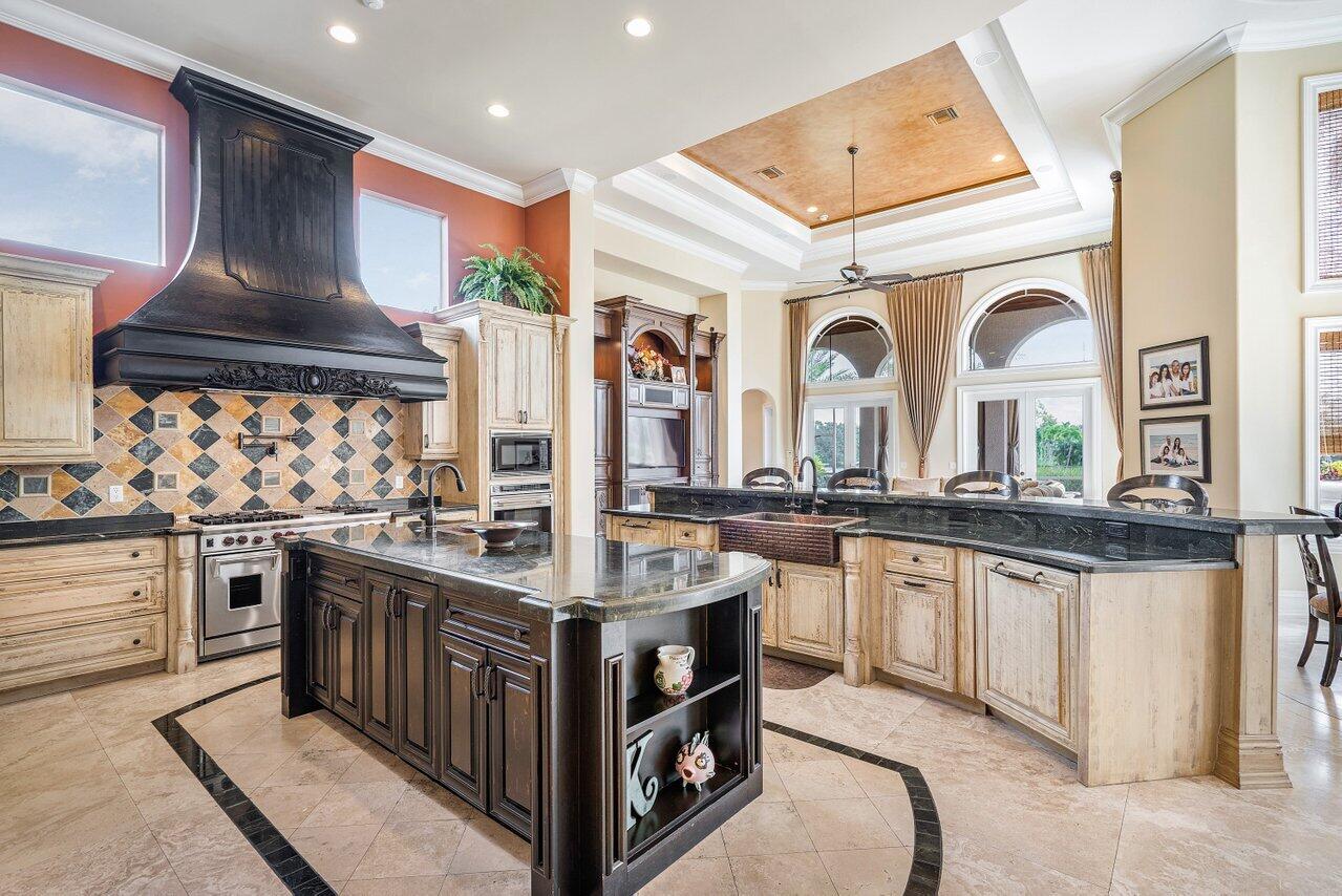 10730 Rio Hermoso Delray Beach, FL 33446 - Photo 13 of 61 Kitchen 1