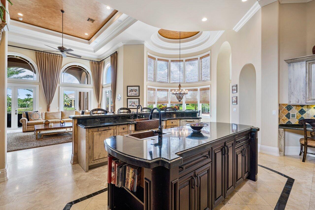10730 Rio Hermoso Delray Beach, FL 33446 - Photo 15 of 61 Kitchen 3