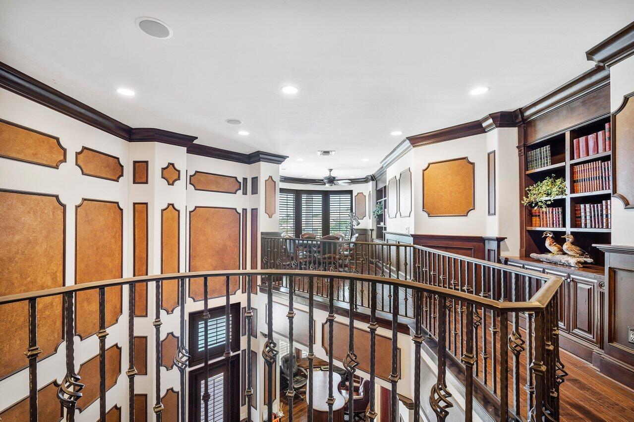 10730 Rio Hermoso Delray Beach, FL 33446 - Photo 28 of 61 Library - 2nd Floor