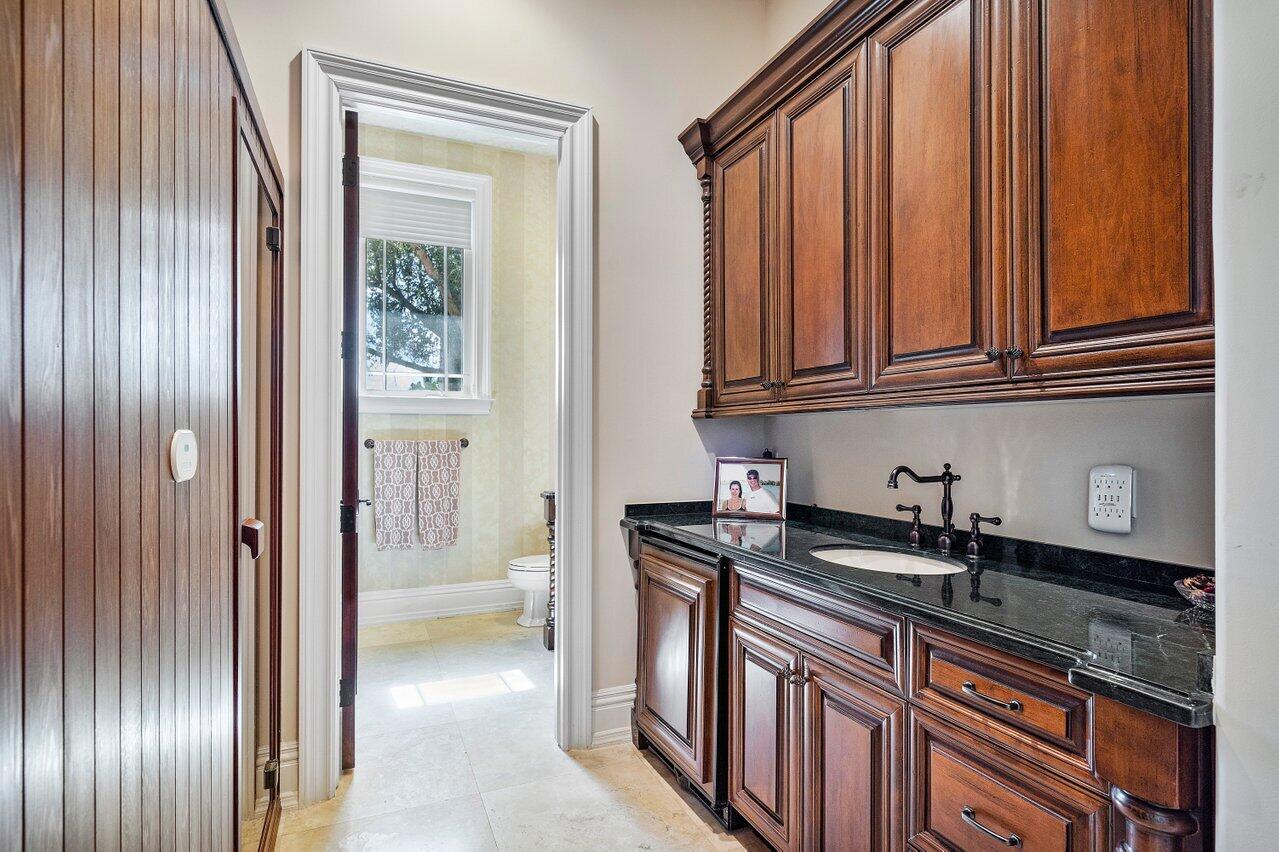 10730 Rio Hermoso Delray Beach, FL 33446 - Photo 36 of 61 His Master Bath 1