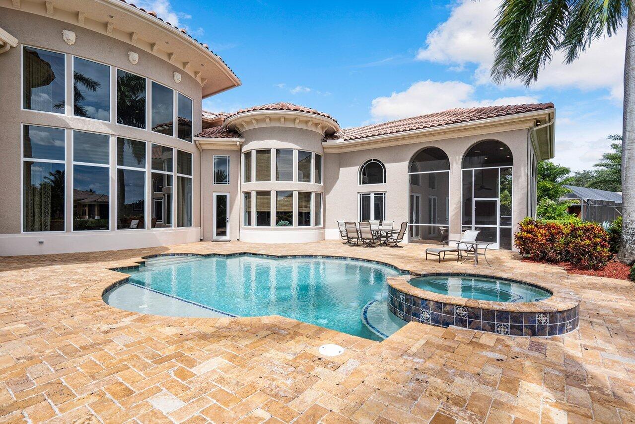 Pool - Patio 2