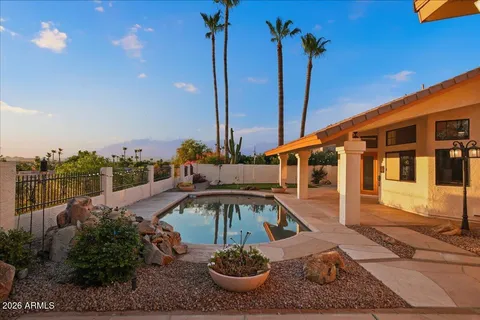 $1,025,000 | 15814 North 12th Street, Phoenix, AZ 85022
