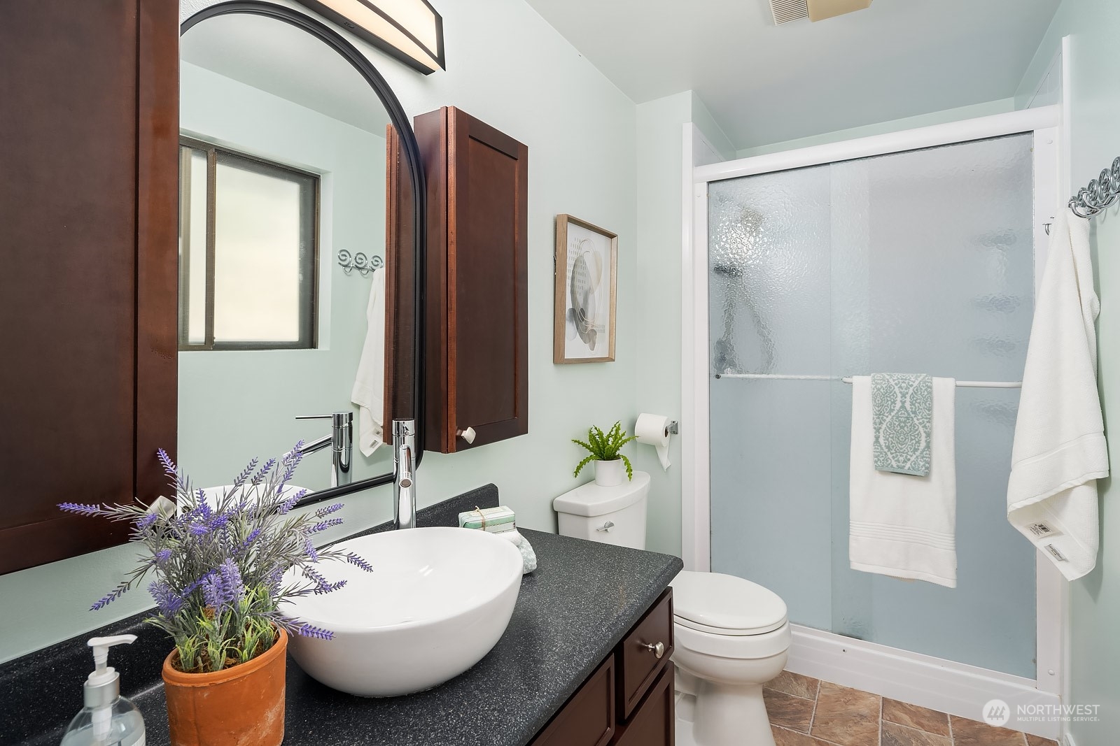 14012 Southeast 141st Street Renton, WA 98059 - Photo 14 of 27