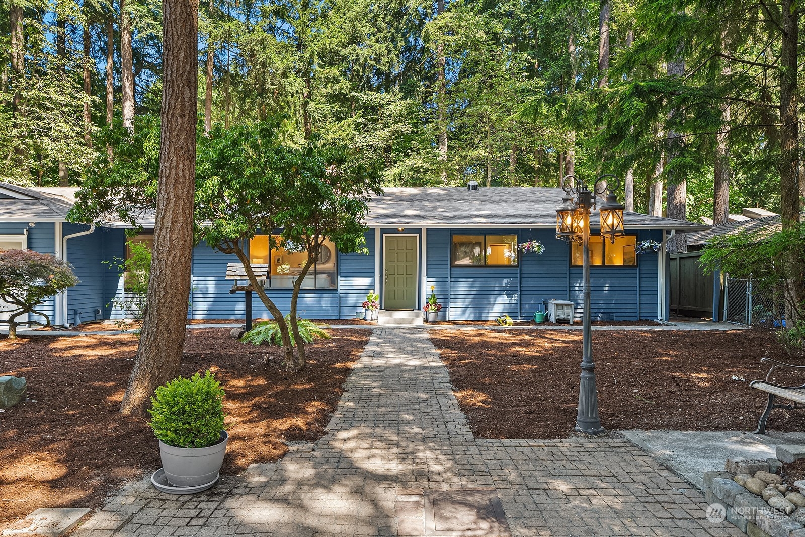 14012 Southeast 141st Street Renton, WA 98059 - Photo 25 of 27