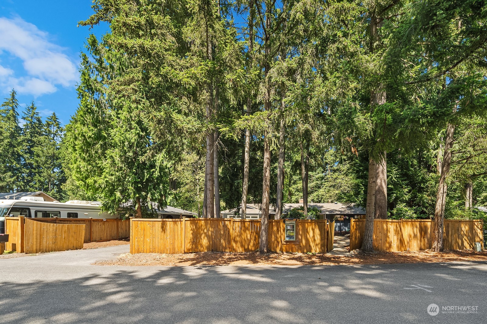 14012 Southeast 141st Street Renton, WA 98059 - Photo 26 of 27