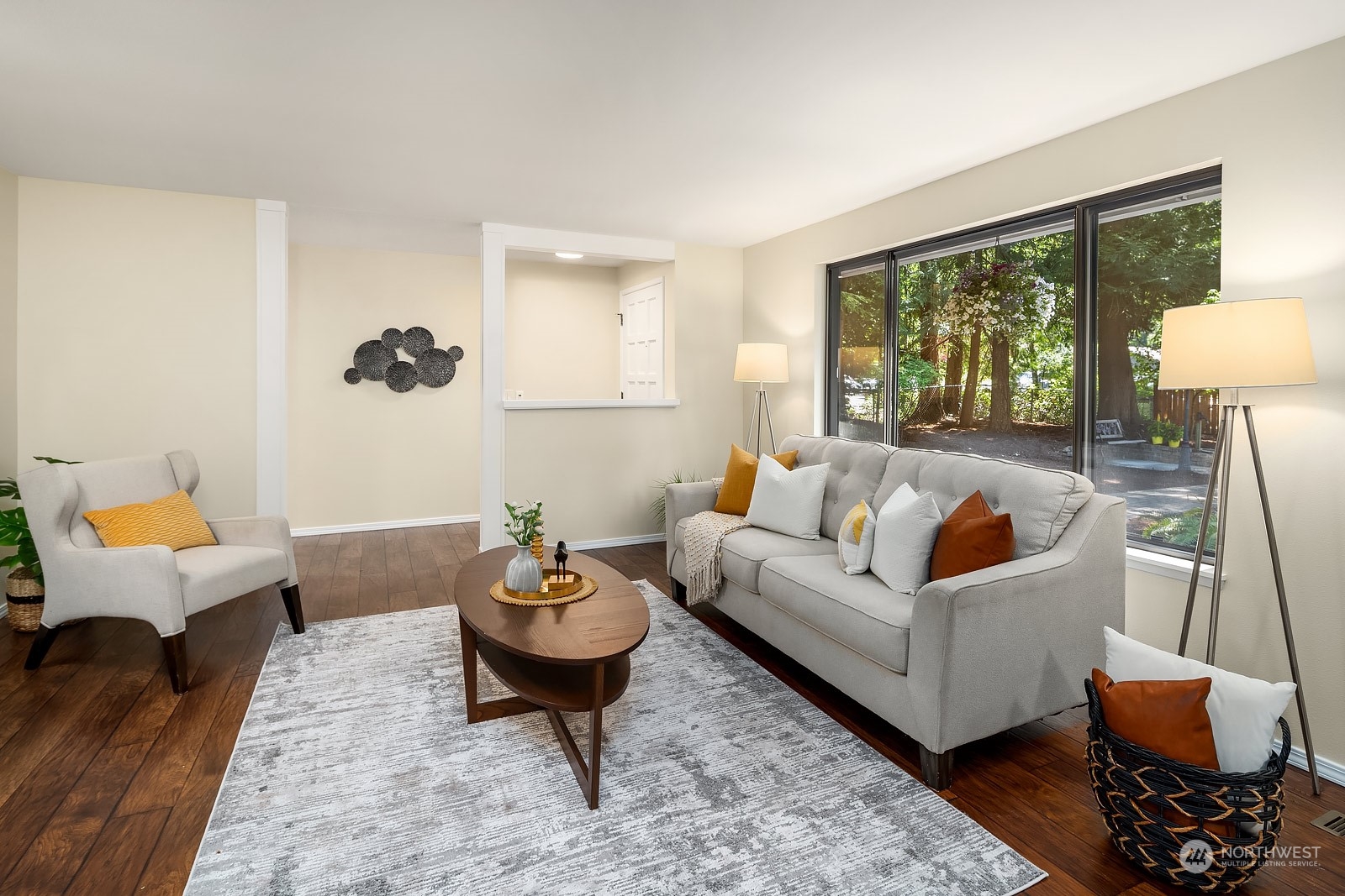 14012 Southeast 141st Street Renton, WA 98059 - Photo 5 of 27