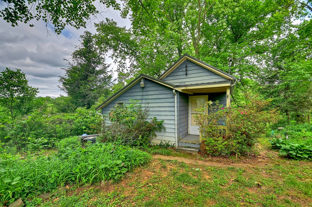 142 1st Street Copperhill, TN 37317 - Photo 7 of 24