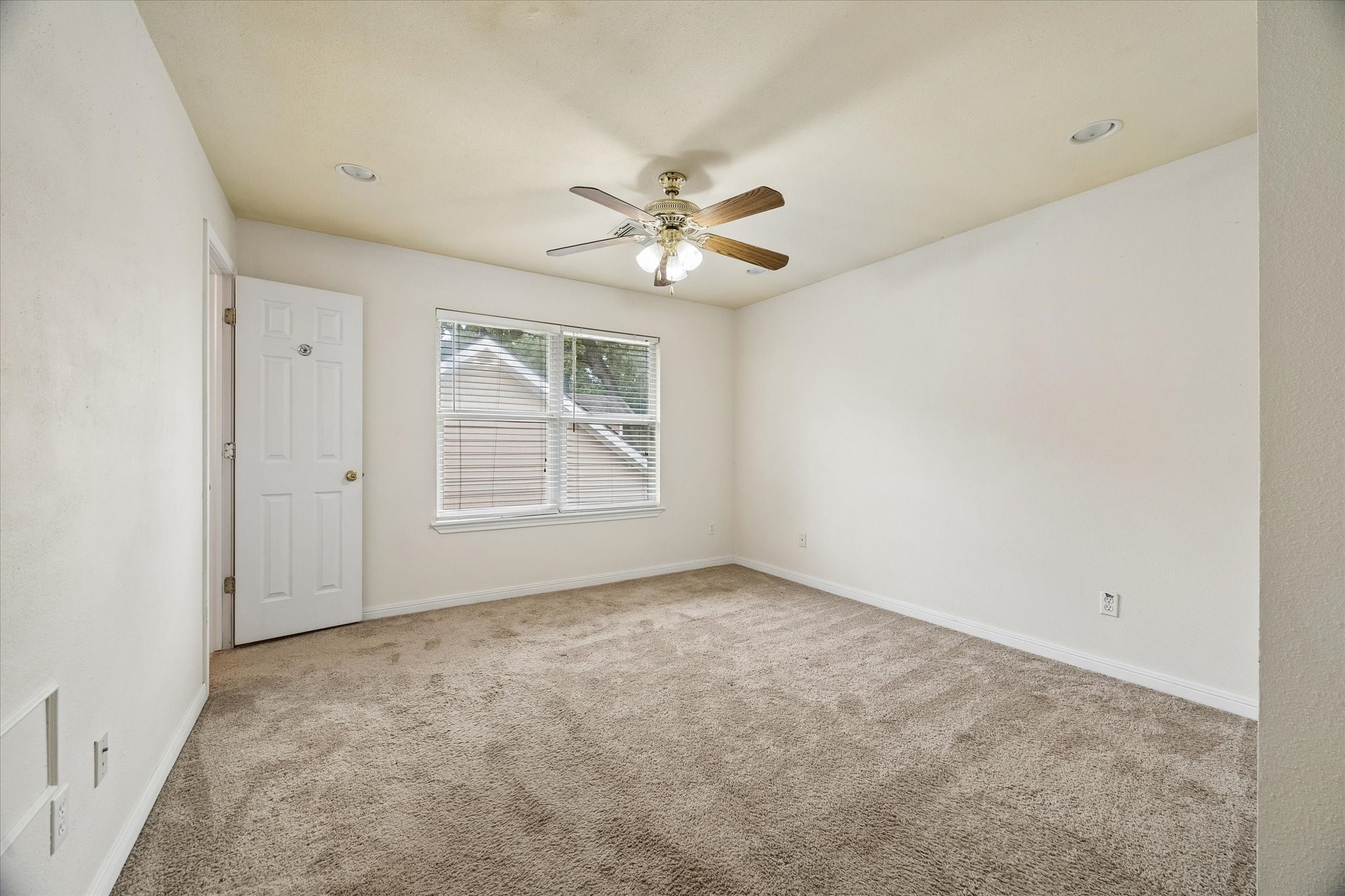 1740 Crownover Road Houston, TX 77080 - Photo 23 of 30 Gallery Image 23
