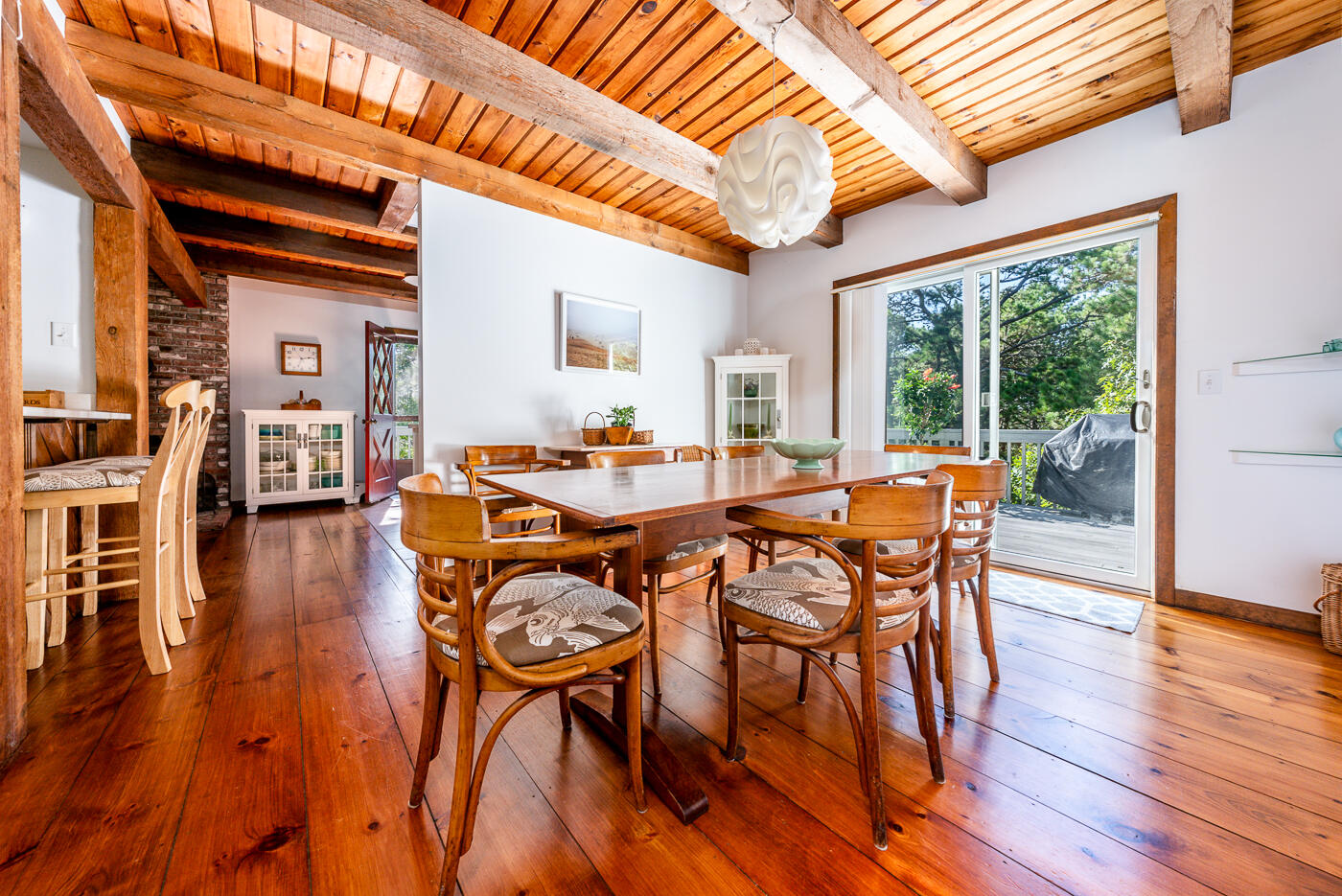 190 Lieutenant Island Road Wellfleet, MA 02667 - Photo 17 of 53 dine2