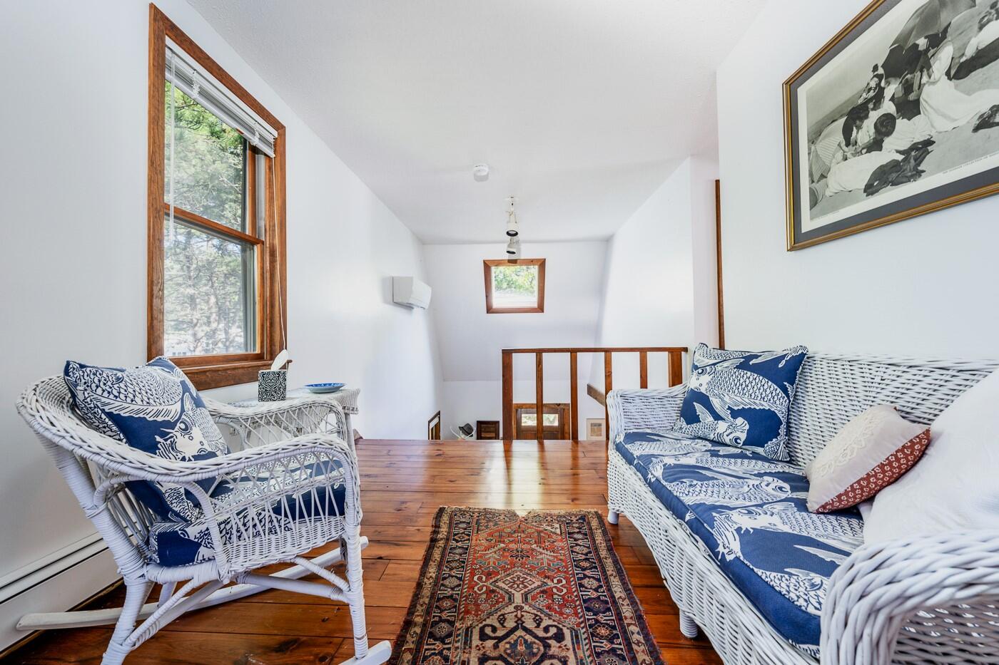 190 Lieutenant Island Road Wellfleet, MA 02667 - Photo 25 of 53 sittingroom2