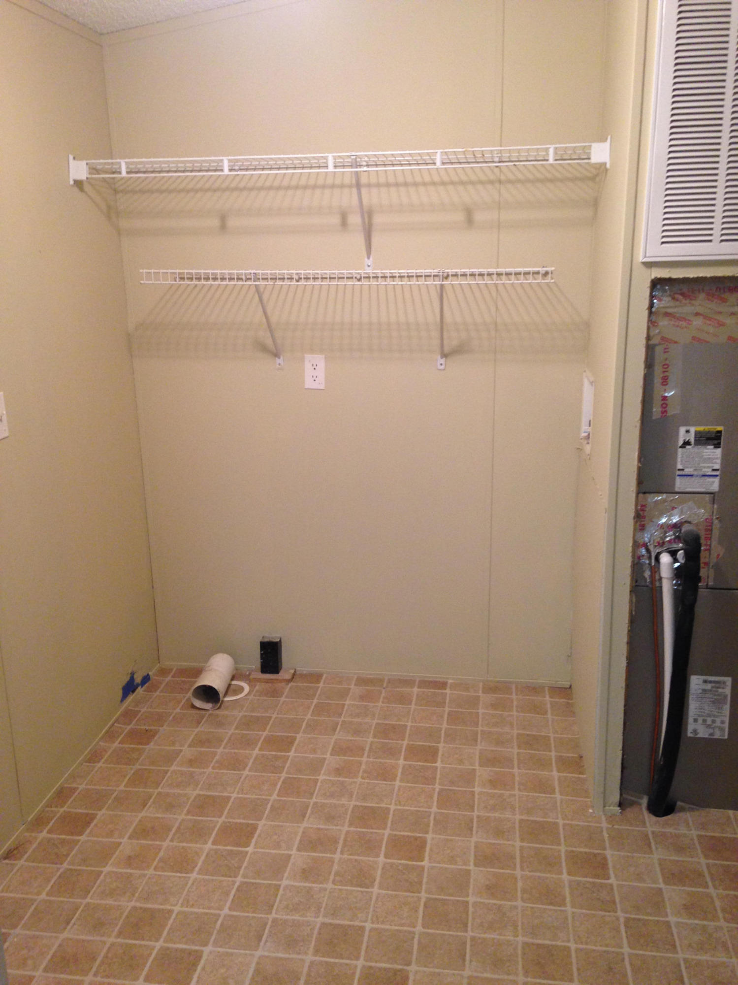 873 Lighthouse Church Road Holt, FL 32564 - Photo 16 of 18 a bathroom with a shower