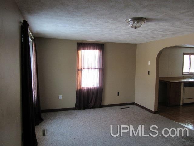 1539 North Gulliver Road Gulliver, MI 49840 - Photo 5 of 17 Gallery Image 5