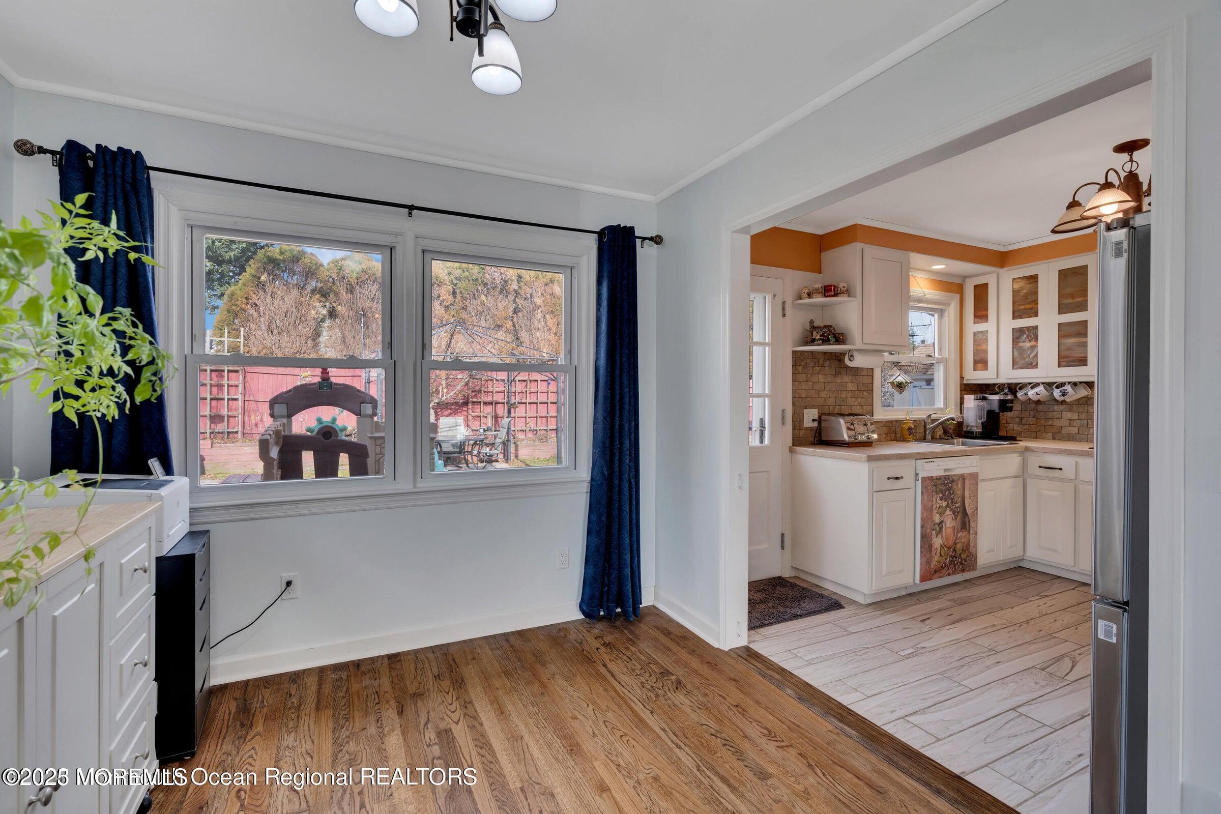 1114 Mohegan Road Manasquan, NJ 08736 - Photo 16 of 28 16