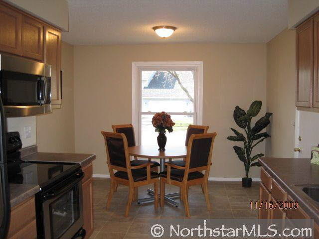 10317 Xylon Road South Bloomington, MN 55438 - Photo 3 of 8