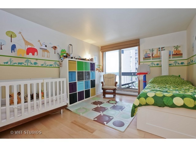 5901 North Sheridan Road, Unit 7C Chicago, IL 60660 - Photo 8 of 15