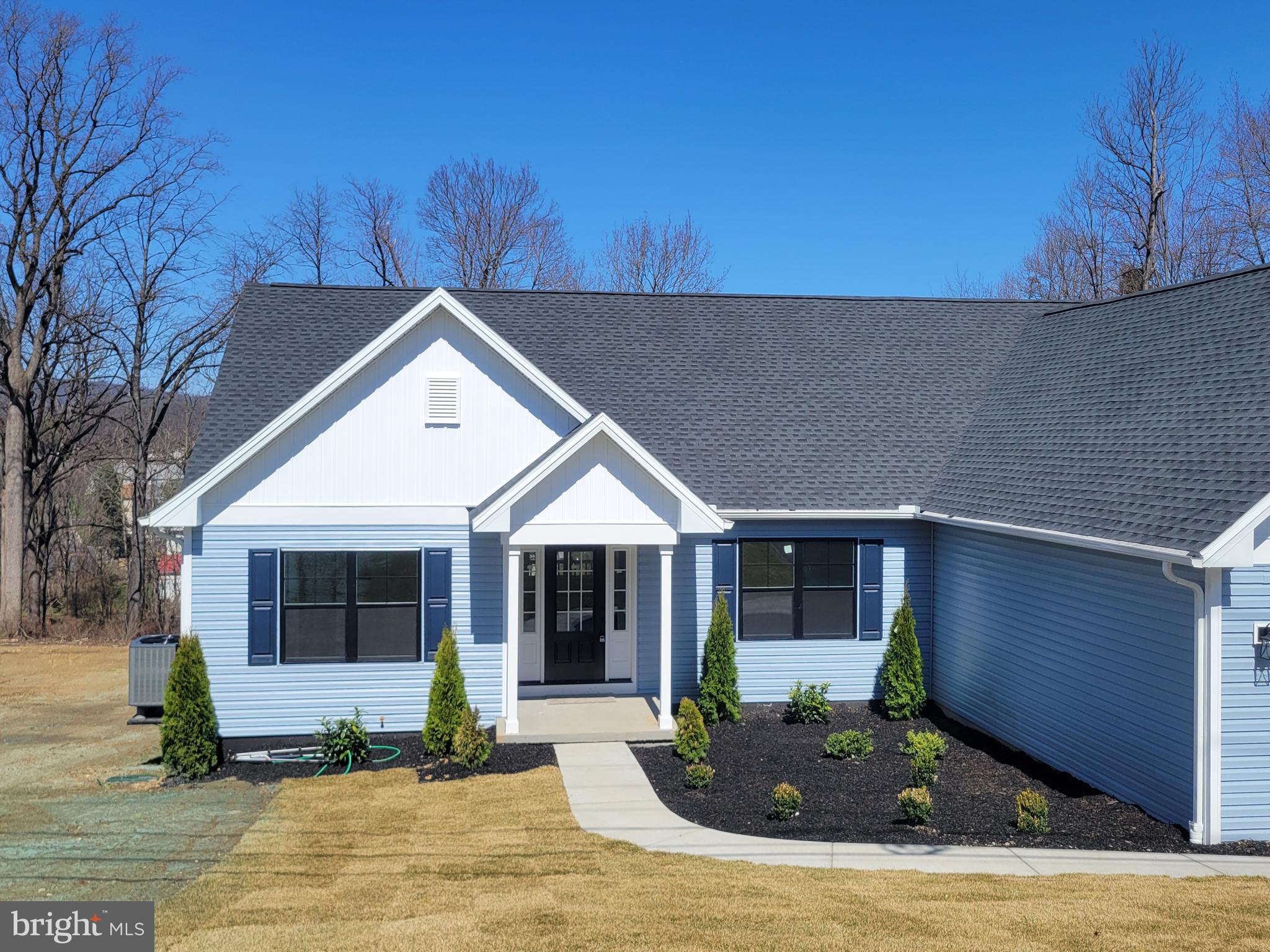 4092 Ridgeview Road Harrisburg, PA 17112 - Photo 2 of 33