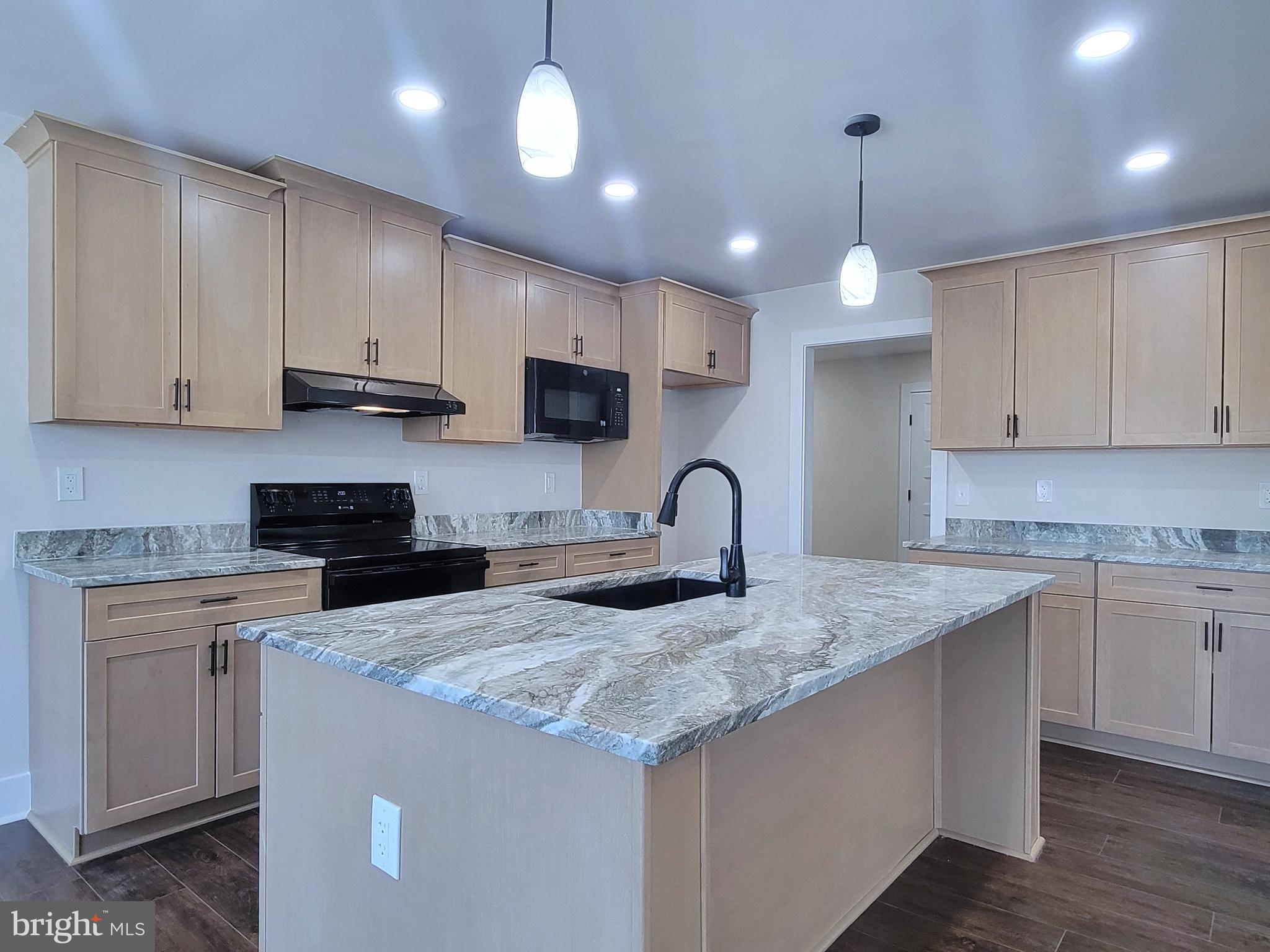 4092 Ridgeview Road Harrisburg, PA 17112 - Photo 7 of 33