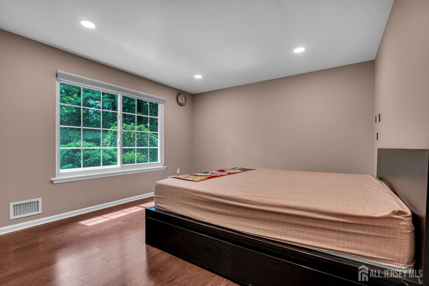 230 New Road Monmouth Junction, NJ 08852 - Photo 20 of 32