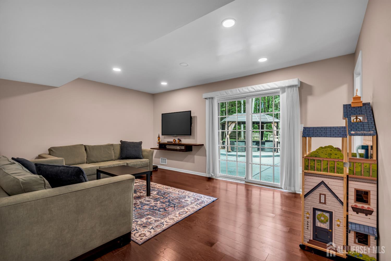 230 New Road Monmouth Junction, NJ 08852 - Photo 24 of 32