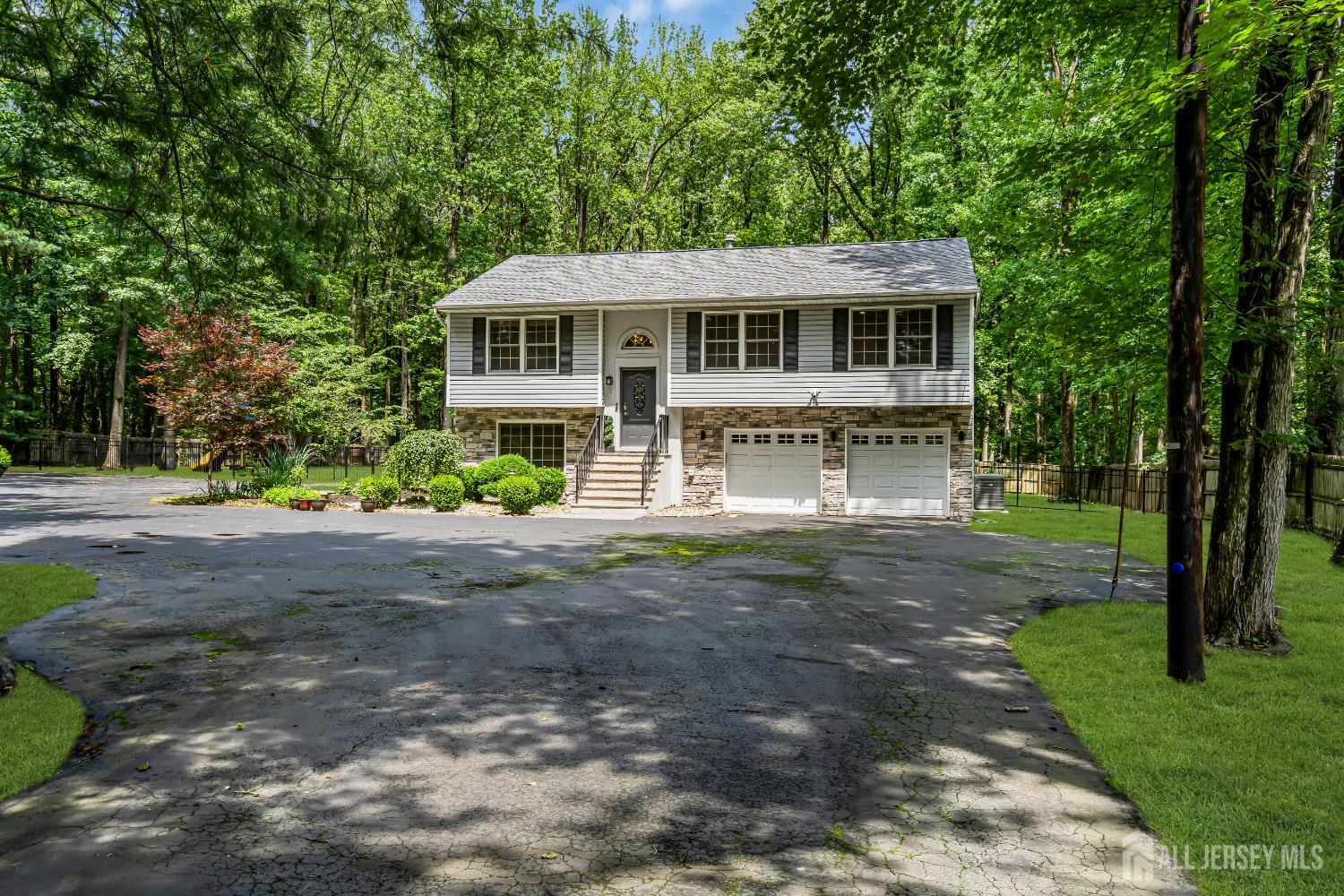 230 New Road Monmouth Junction, NJ 08852 - Photo 3 of 32