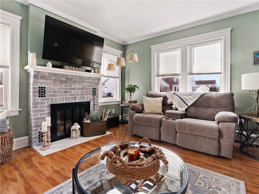 15 Hemalin Road Cranston, RI 02910 - Photo 9 of 34