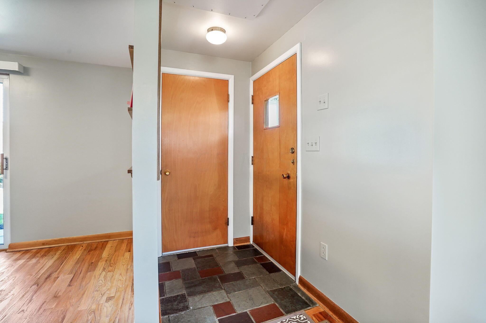 549 Wetmore Road Columbus, OH 43214 - Photo 10 of 58 10-web-or-mls-DSC04574