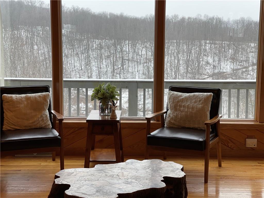 137 Woodridge Road Butler, PA 16001 - Photo 4 of 25 Gallery Image 4
