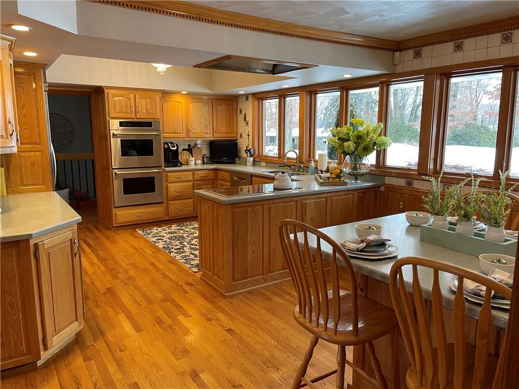 137 Woodridge Road Butler, PA 16001 - Photo 6 of 25 Gallery Image 6