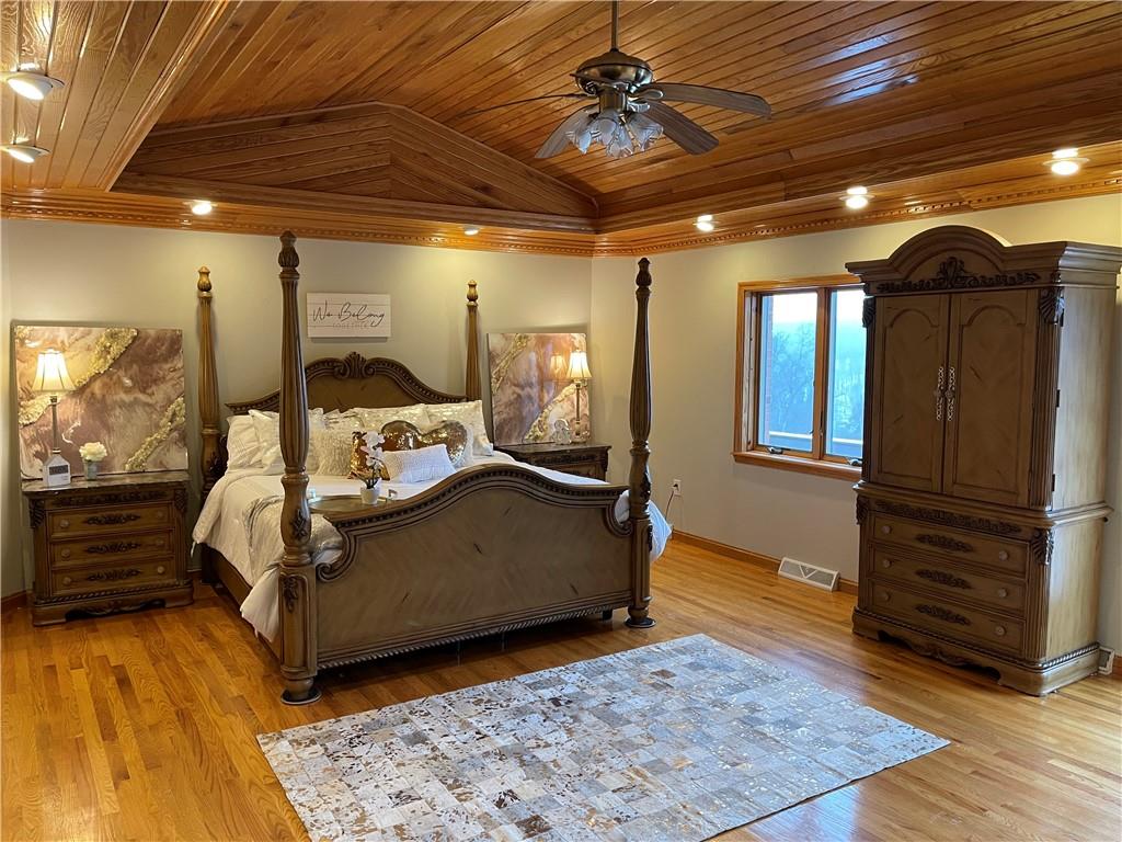 137 Woodridge Road Butler, PA 16001 - Photo 9 of 25 Gallery Image 9