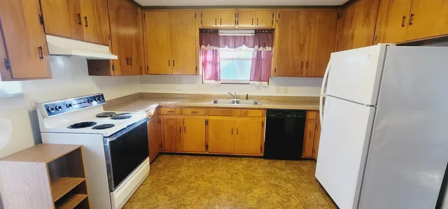 $1,250 | 11 Trails End Road, Quincy, FL 32351