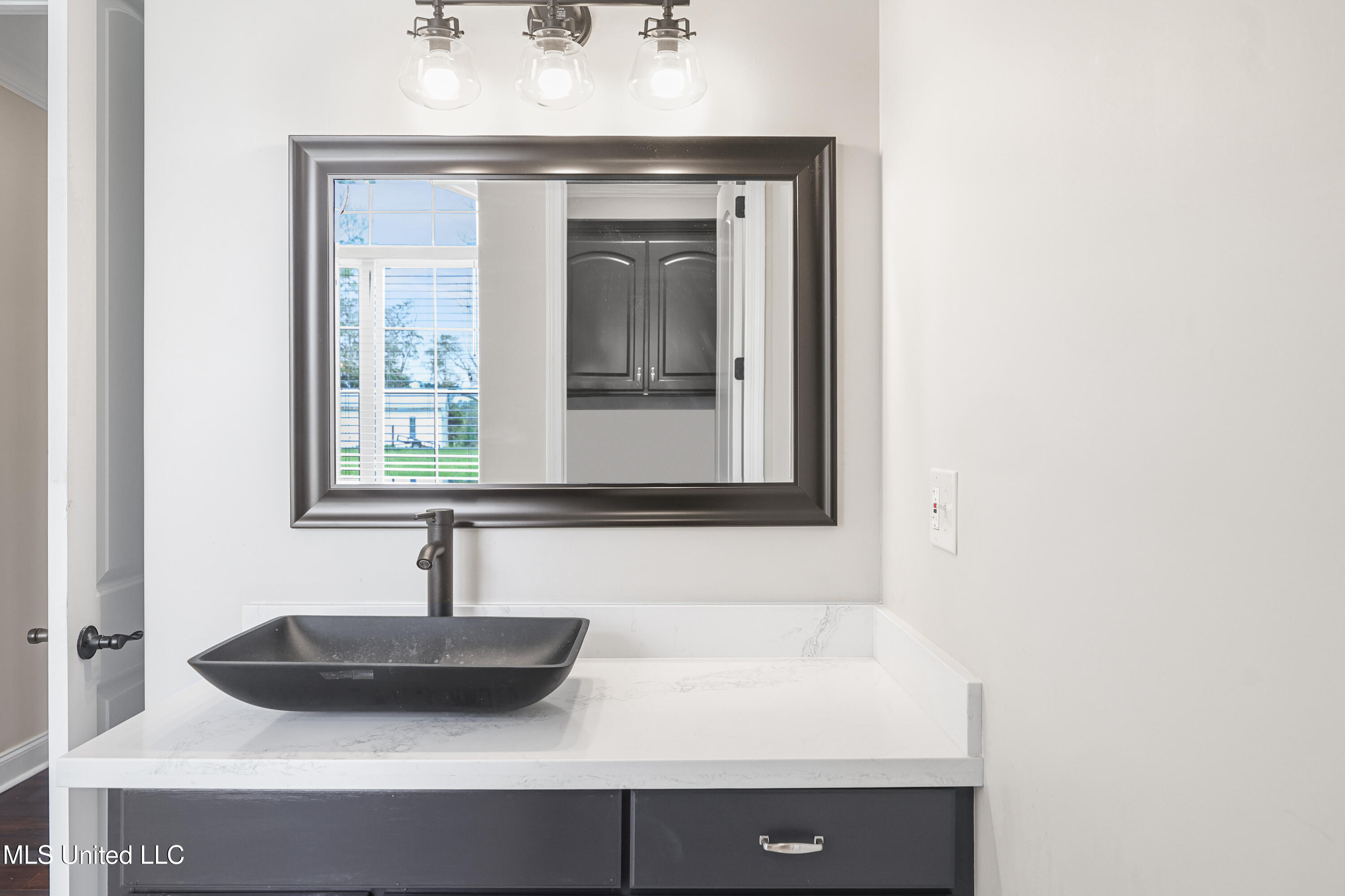 744 Georgetown Street Hazlehurst, MS 39083 - Photo 26 of 27 IMG_9004