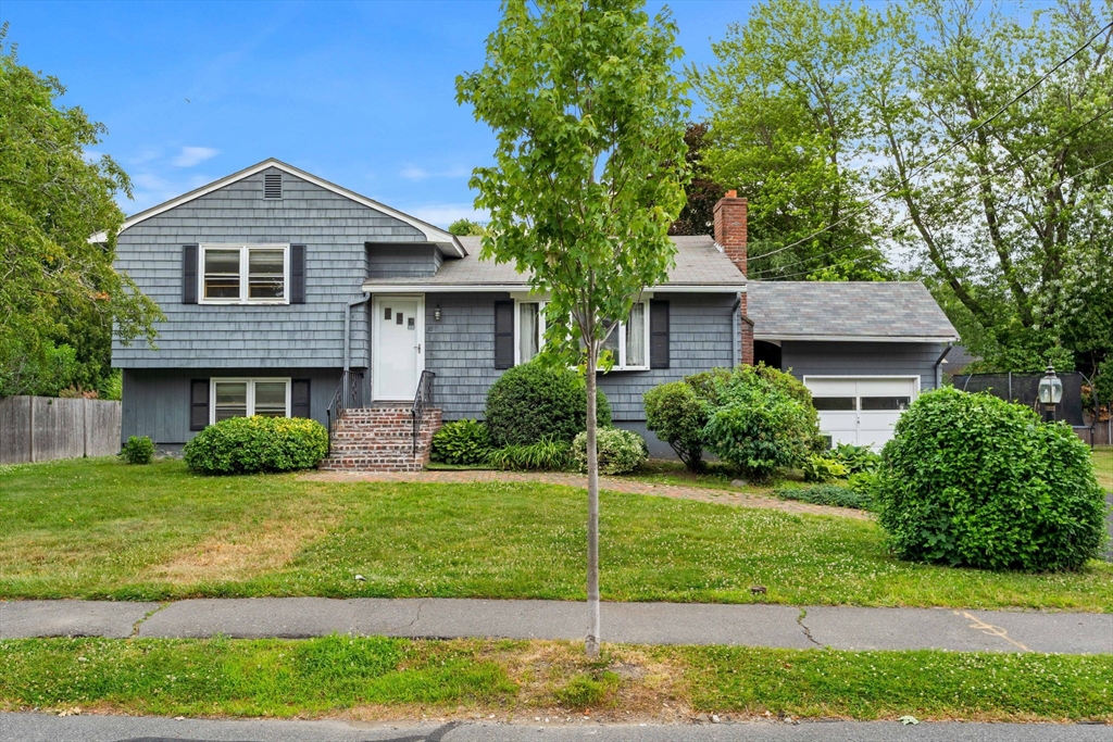 10 Pine Road Beverly, MA 01915 - Photo 2 of 42
