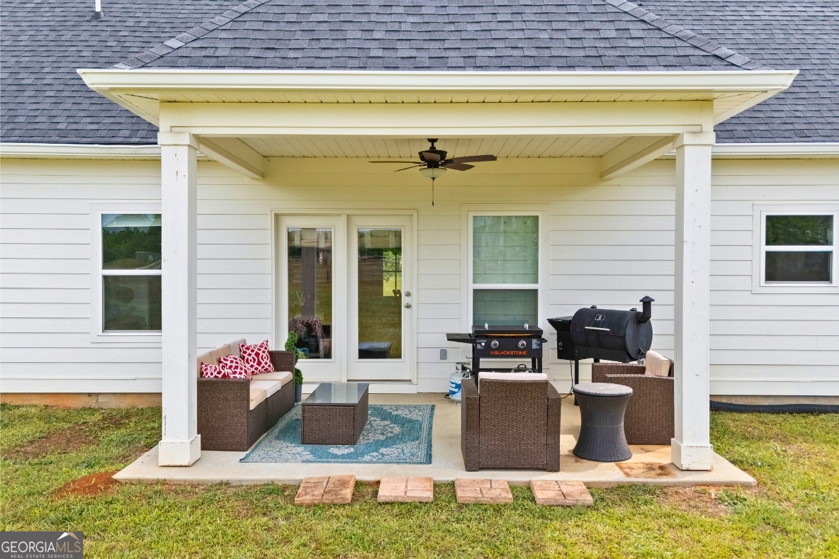 1641 County Road Lanett, AL 36863 - Photo 23 of 30 Covered back aptio