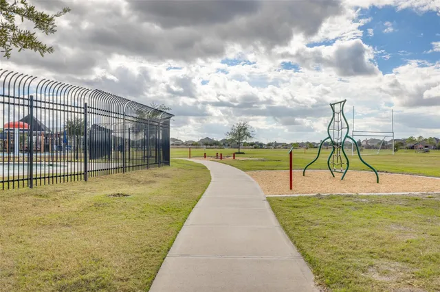 $299,990 | 2518 Ruby Copper Drive, Rosharon, TX 77583