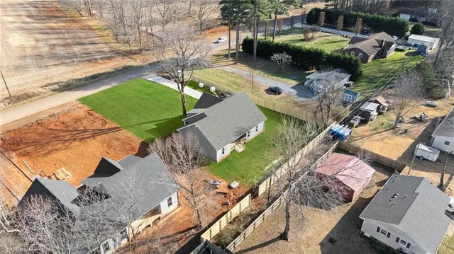 $399,000 | 7705 Jackson School Road, Browns Summit, NC 27214