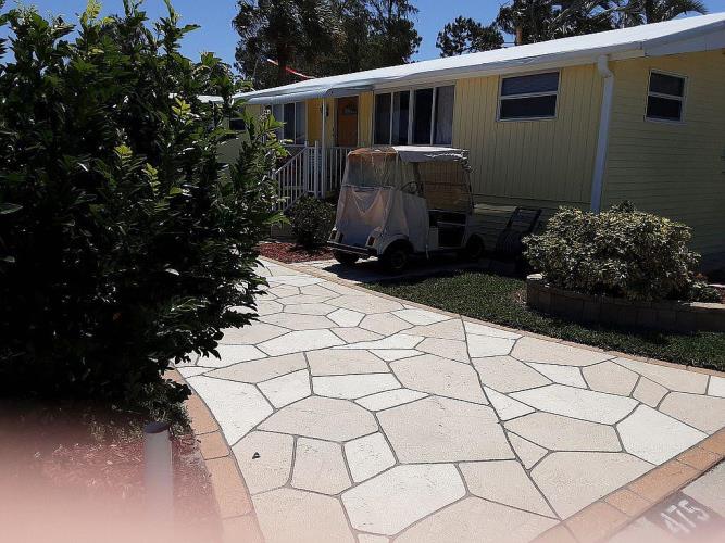 475 Vanda Sanctuary Naples, FL 34114 - Photo 3 of 9