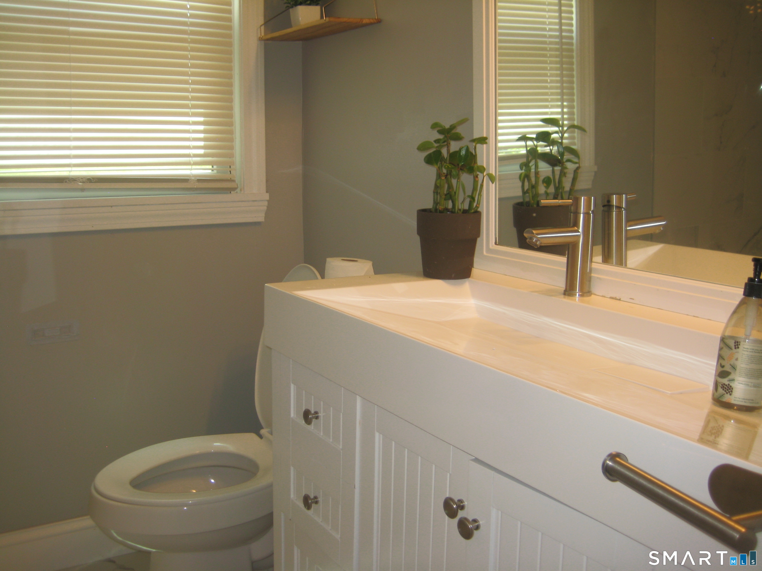 29 Barry Lane Simsbury, CT 06070 - Photo 11 of 20