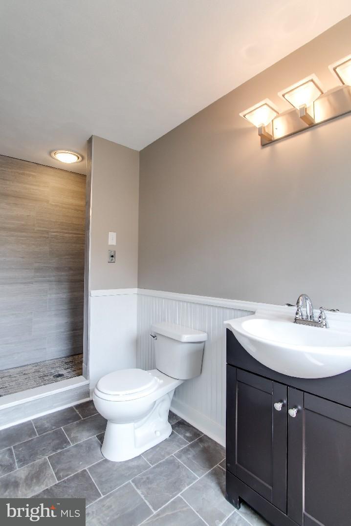 482 Highland Road Red Lion, PA 17356 - Photo 17 of 30 Master bath