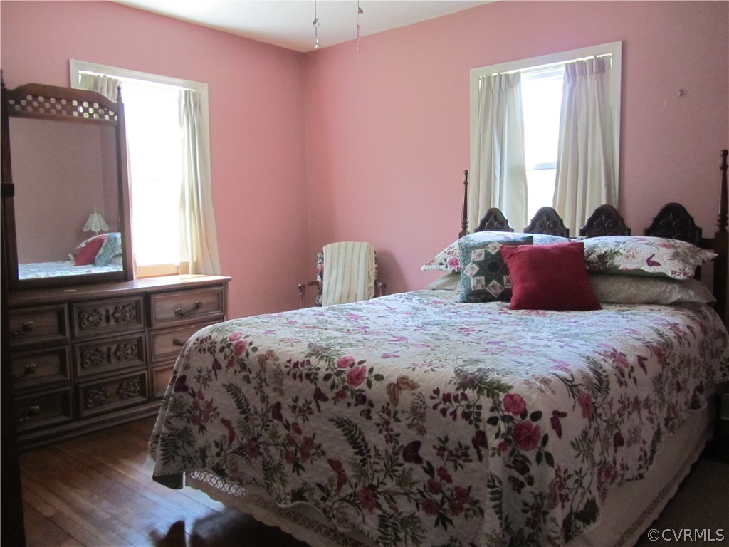 11432 Hanover Courthouse Road Hanover, VA 23069 - Photo 16 of 22 a bedroom with a bed and a window