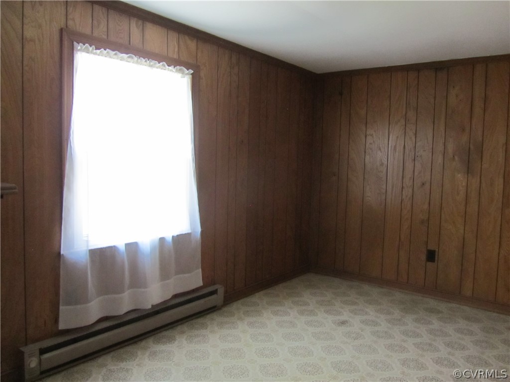 11432 Hanover Courthouse Road Hanover, VA 23069 - Photo 21 of 22 a view of an empty room and window