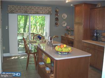 555 Fairview Road Medford, NJ 08055 - Photo 4 of 12 Kitchen