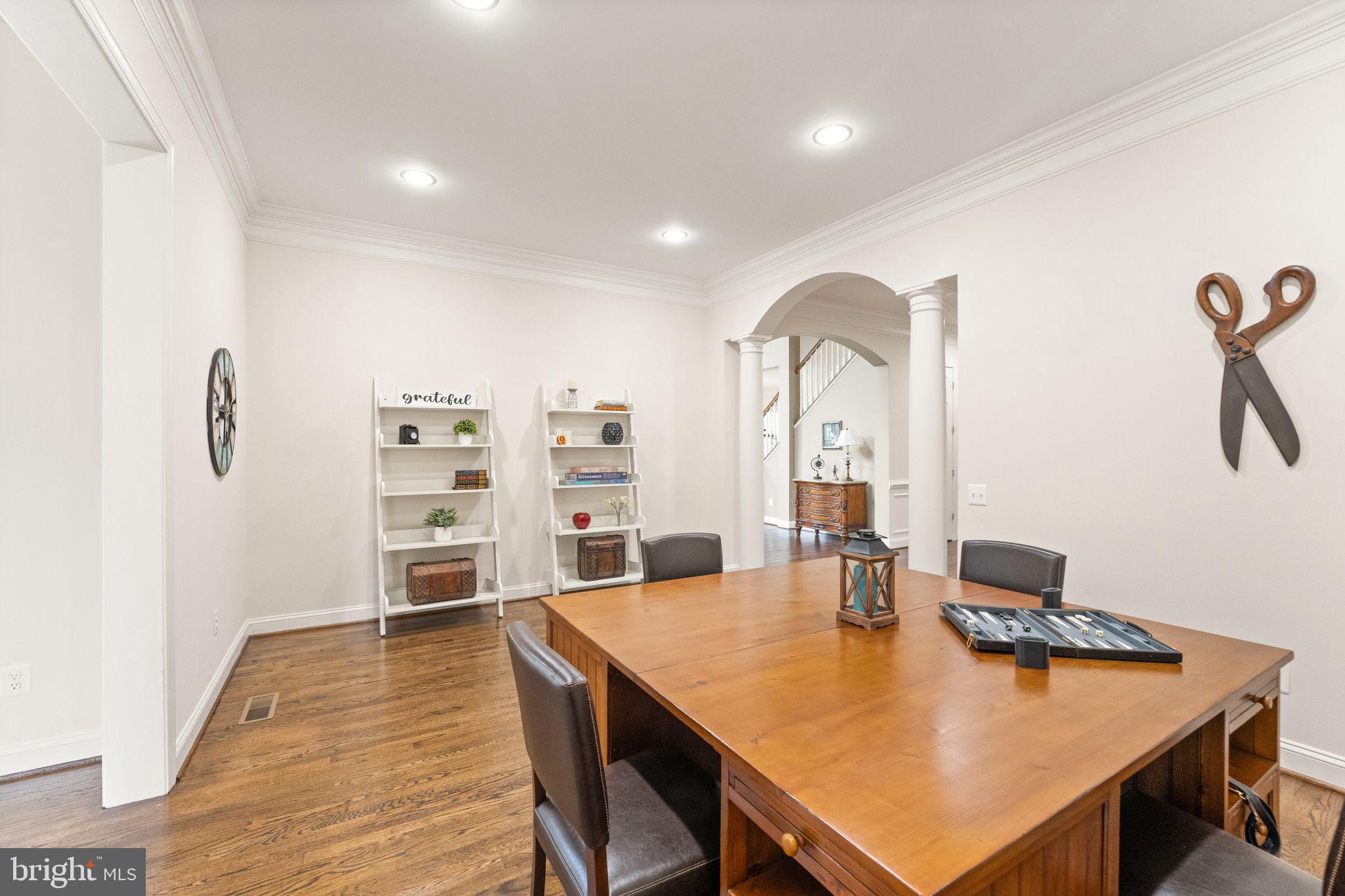 27712 Paddock Trail Place Chantilly, VA 20152 - Photo 19 of 106 Parlor